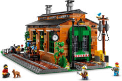 LEGO® Bricklink 910033 Staré vlakové depo