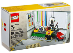 LEGO® 5005358 Výrobna minifigurek
