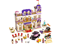 LEGO® Friends 41101 Hotel Grand v městečku Heartlake